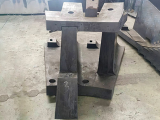 Autogenous grinding machine lining (click for details)