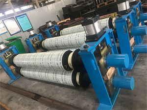 Rubber rollers for the steel industry (click for details)